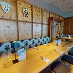 Austria Academy Hotel 3*