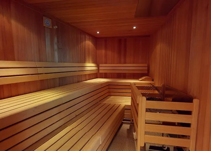 Austria Academy מלון